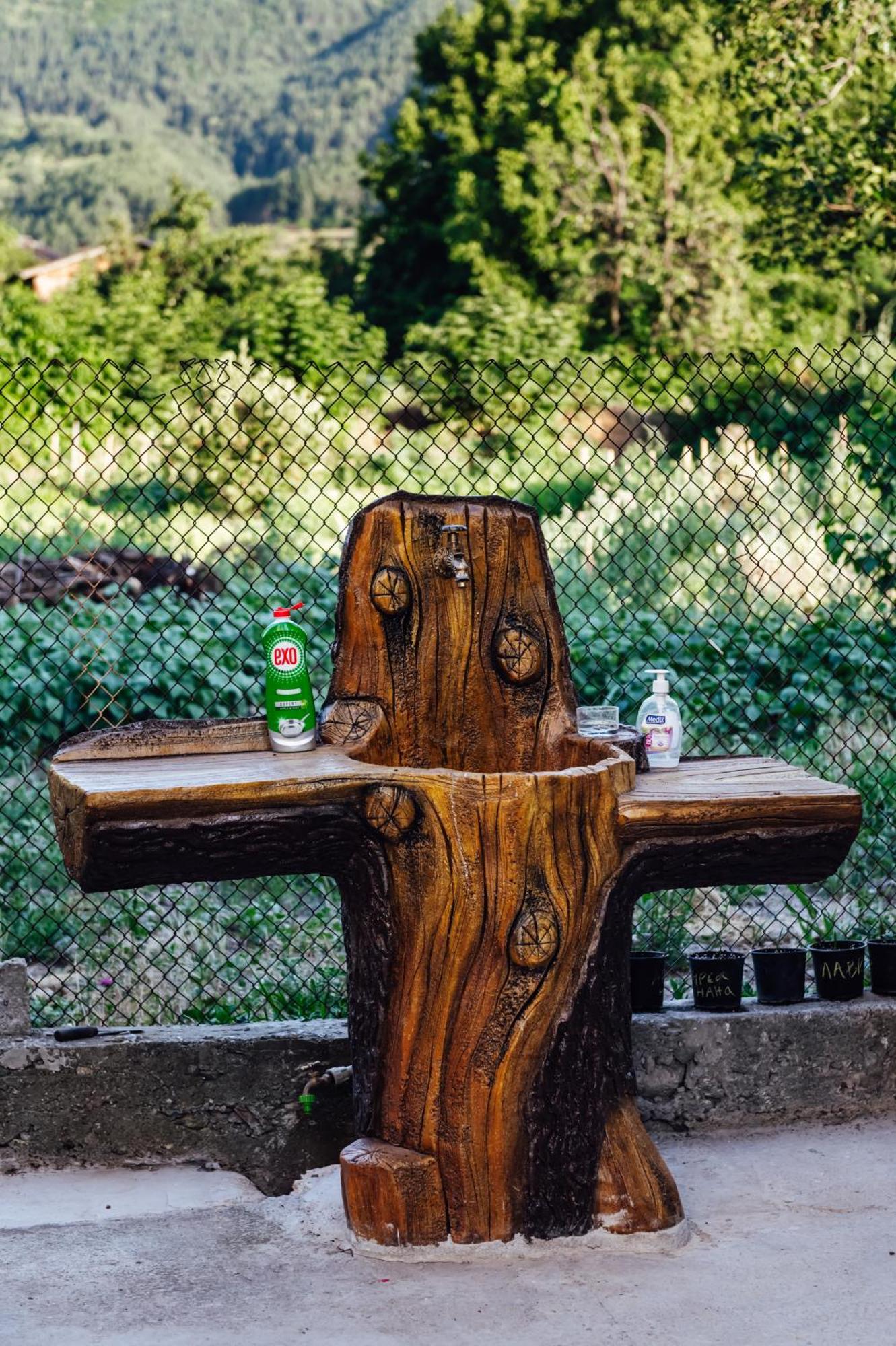 Guesthouse Juli Sapareva Banya Bagian luar foto