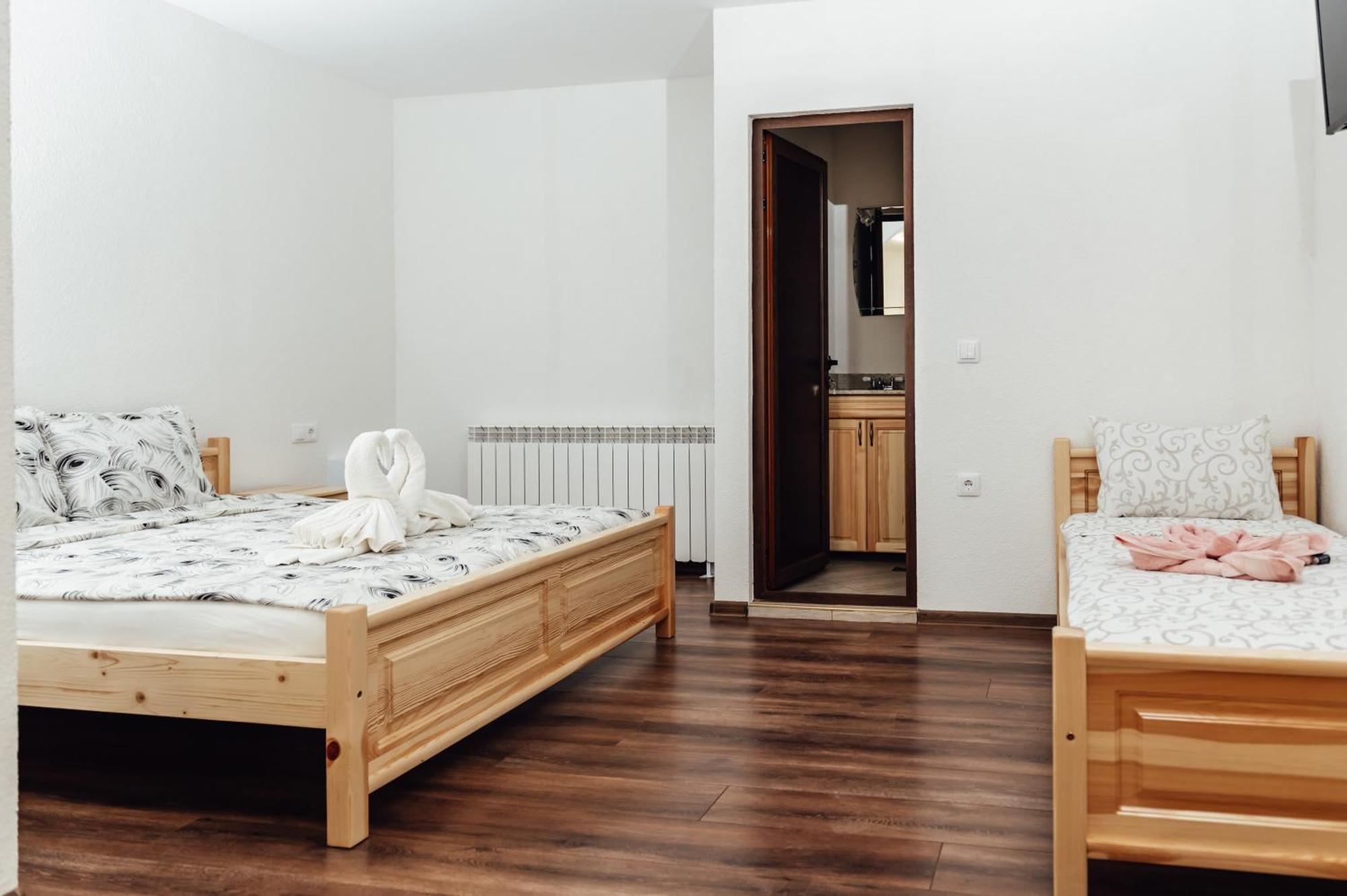 Guesthouse Juli Sapareva Banya Bagian luar foto